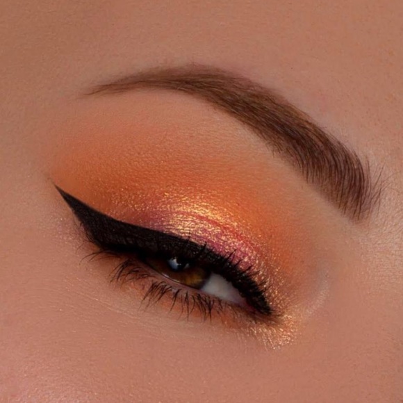 🌸 KAB COSMETICS DAY + NIGHT EYESHADOW PALETTE